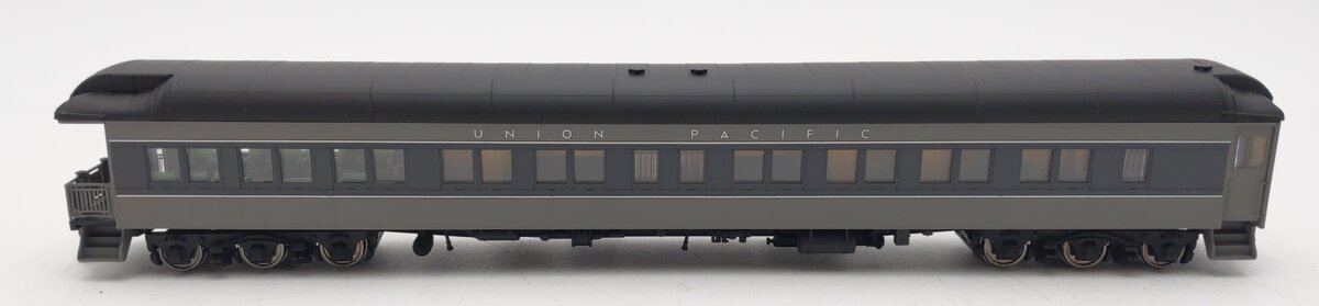 Walthers 932-10255 HO UP Pullman Heavyweight 3-2 Lounge-Observation Car LN/Box