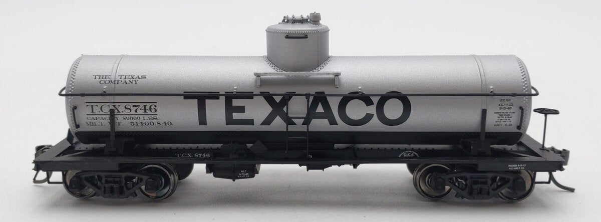 InterMountain 46328-11 HO Scale Texaco ACF Riveted 8,000 Gallon Tank Car #8746 LN/Box