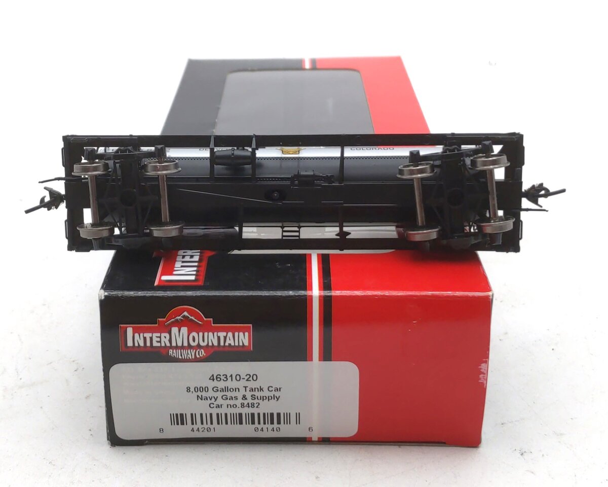 InterMountain 46310-20 HO Scale Navy Gas & Supply 8,000 Gallon Tank Car #8482 EX/Box