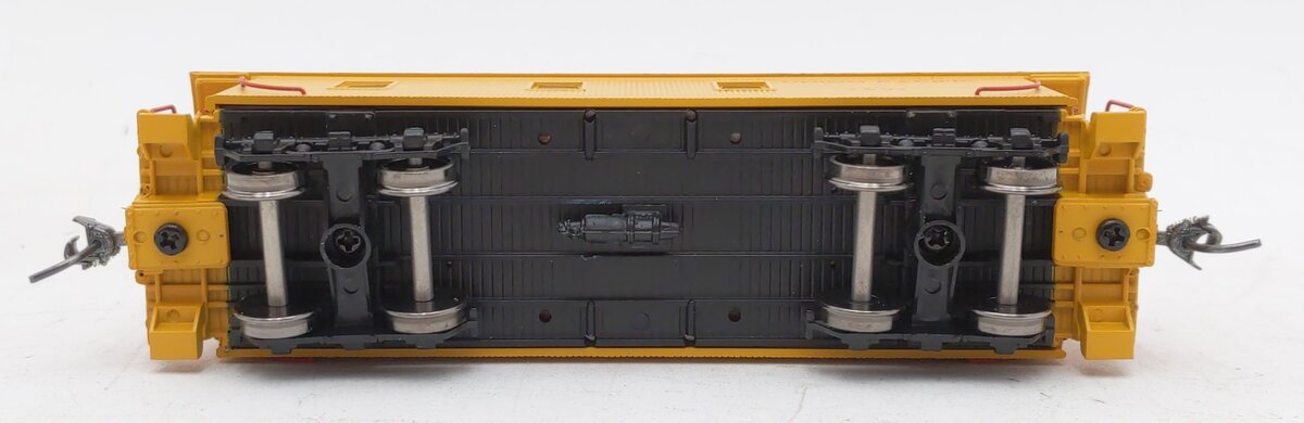 Athearn 85828 HO Union Pacific RTR 30' 3-Window Caboose #2691