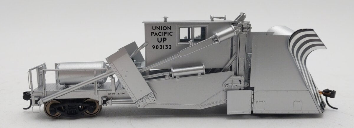 Walthers 920-110123 HO Union Pacific Jordan Spreader RTR #903132