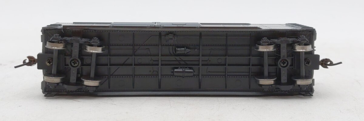 Athearn 70886 Union Pacific Two Tone Gray 40' Double Door Boxcar #9221