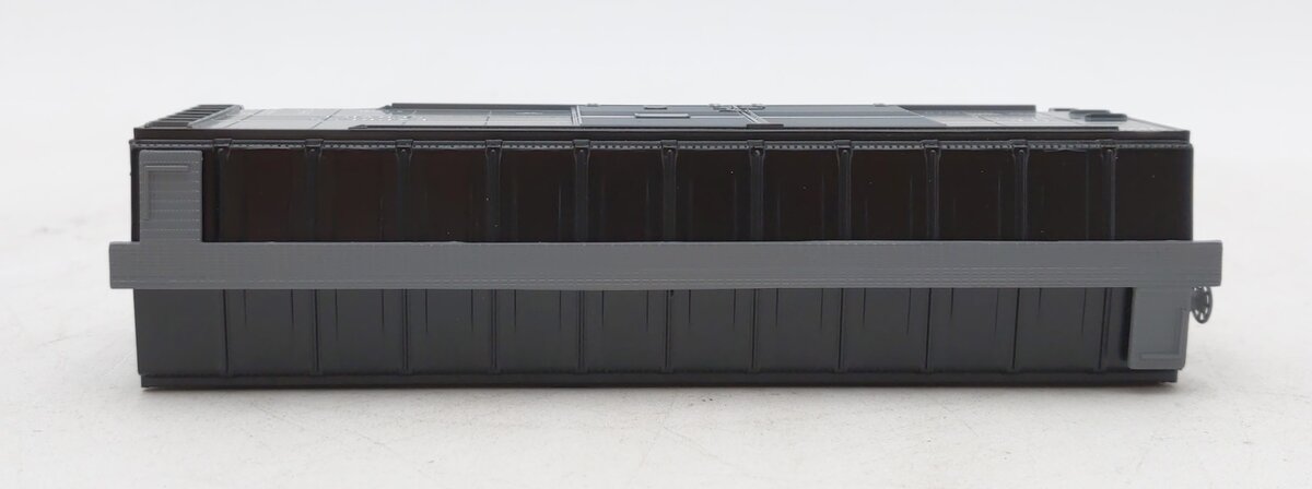 Athearn 70886 Union Pacific Two Tone Gray 40' Double Door Boxcar #9221