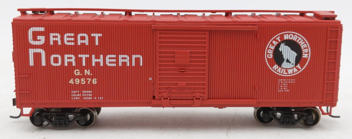 Roundhouse 84687 HO Great Northern 40' Wood Boxcar #49576