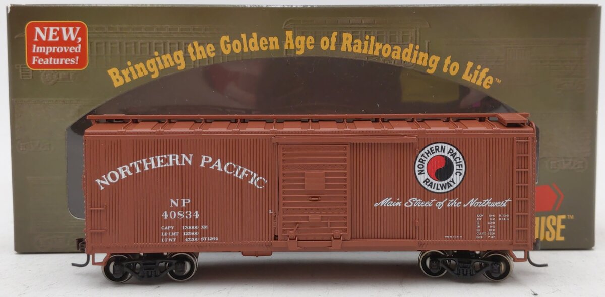 Roundhouse 84692 HO Northern Pacific RTR 40' Wood Boxcar #40834