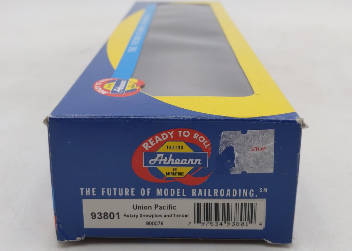 Athearn 93801 HO Scale Union Pacific Rotary Snowplow and Tender #900076