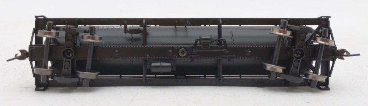 Athearn 7304 HO Scale Union Pacific Single Dome Tank Car #69601
