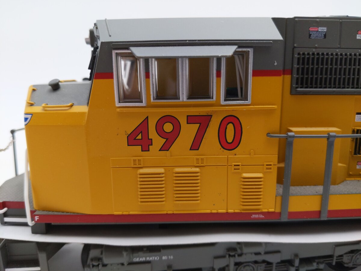 Lionel 6-28227 O Gauge Union Pacific SD-70MAC Powered Diesel Locomotive #4970 EX/Box
