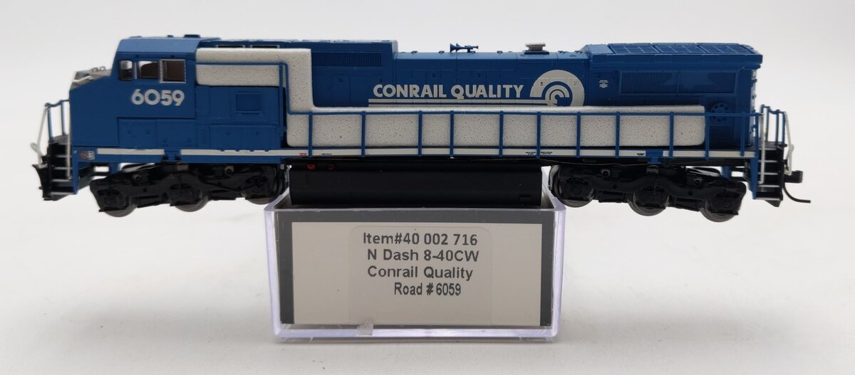 Atlas 40002716 N Conrail GE Dash 8-40CW Diesel Locomotive w/DCC #6059