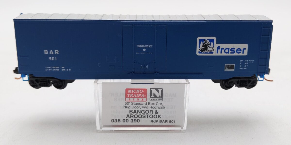 Micro-Trains 03800390 N Bangor & Aroostook 50' Steel Plug Door Boxcar #501