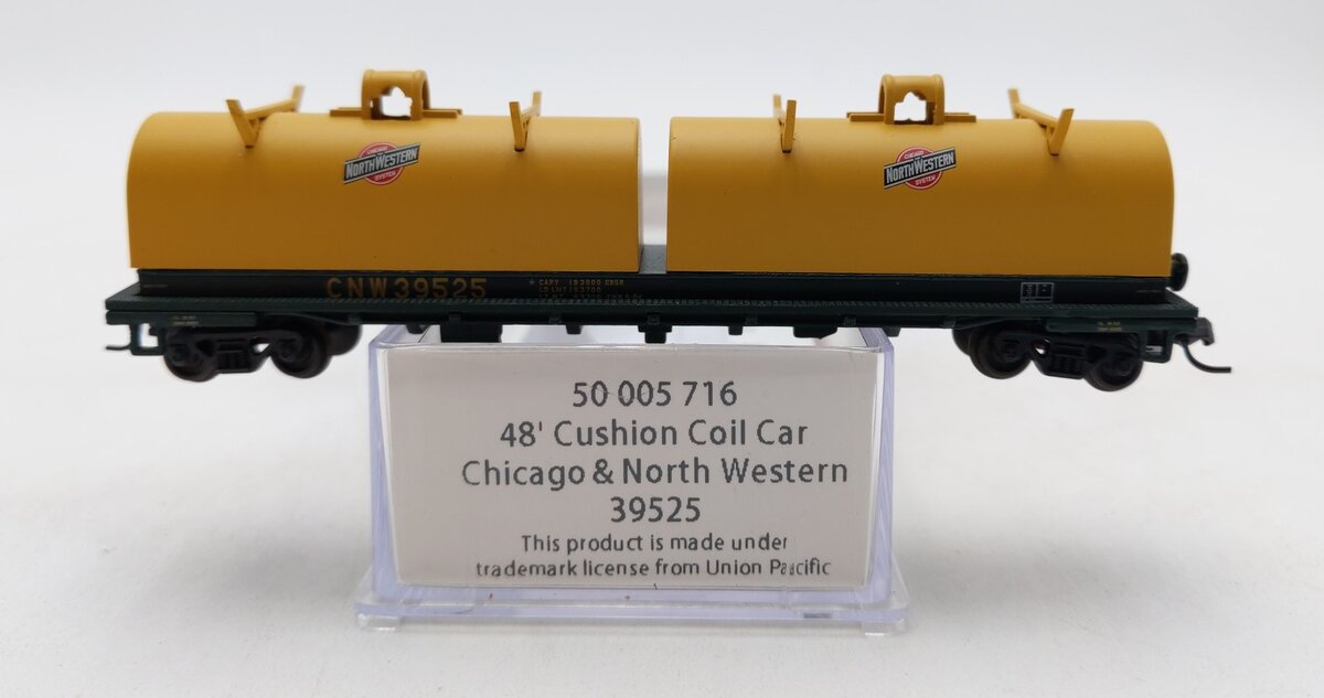 Atlas 50005716 N Chicago & North Western 48' Cushion Coil Car #39525