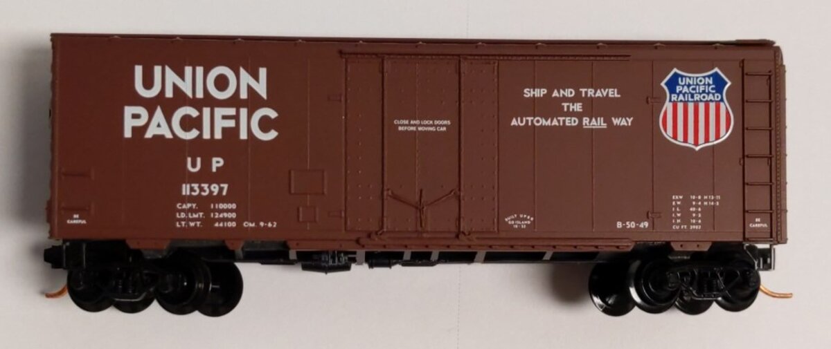 Micro-Trains 02100140 N Union Pacific 40' Standard Plug Door Boxcar #113397 NIB