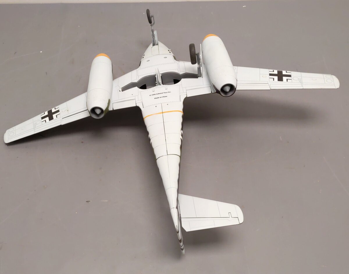 Admiral Toys 1:18 #8 ME262 A-1A Plastic Model Aircraft EX