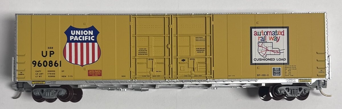 Micro-Trains 10200020 N UP 60' Excess Height Double Plug Door Boxcar #960861 LN/Box