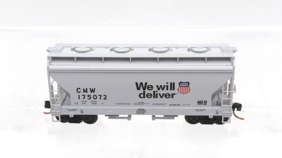 Micro-Trains 09200130 N CNW 2-Bay ACF Center Flow Covered Hopper #175072 LN/Box