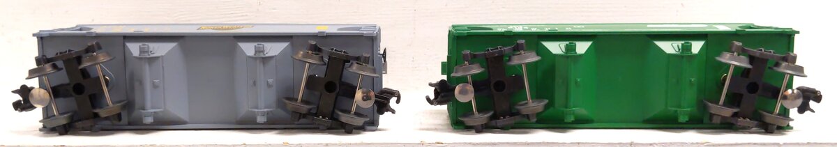 Lionel 9-6190 BN and C&NW ACF 2-Bay Hopper Cars (Set of 2) MT/Box