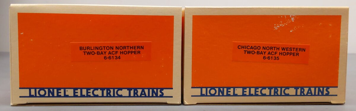 Lionel 9-6190 BN and C&NW ACF 2-Bay Hopper Cars (Set of 2) MT/Box