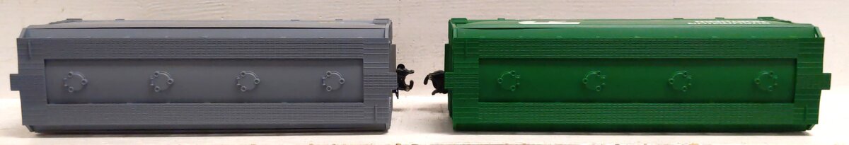Lionel 9-6190 BN and C&NW ACF 2-Bay Hopper Cars (Set of 2) MT/Box