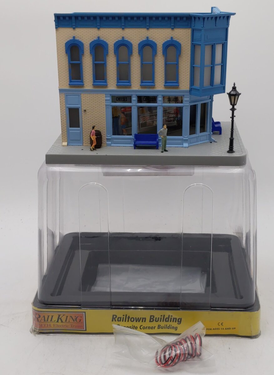 MTH 30-90476 Benedetto Brooklyn Meat's & Deli Opposite Corner Building w/ Sign