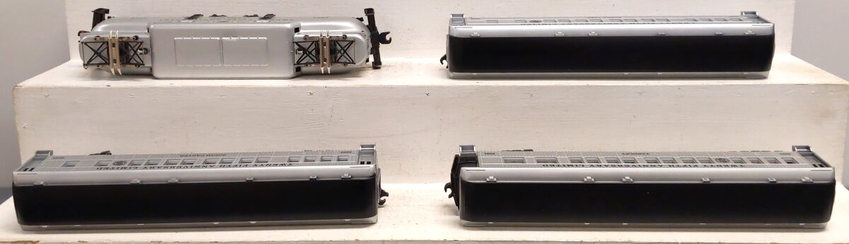 Williams 1979 O TCA 25th Anniversary Silver GG-1 Electric Train Set EX/Box