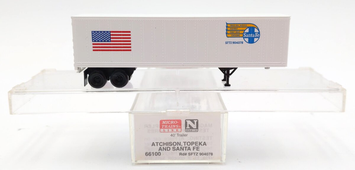 Micro-Trains 06600100 N Atchison, Topeka & Santa Fe 40’ Van Trailer #904078