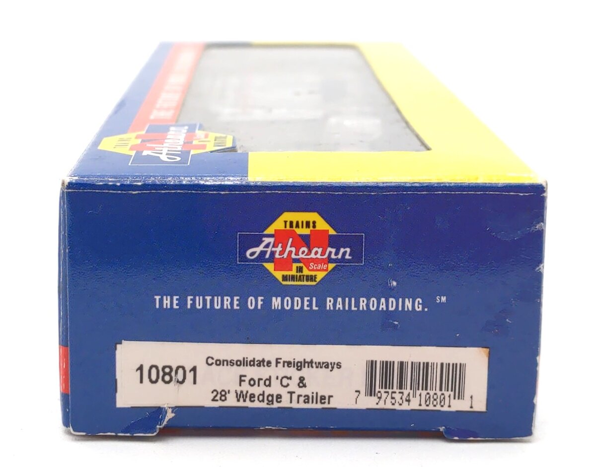 Athearn 10801 N Scale Ford C & 28' Wedge Trailer