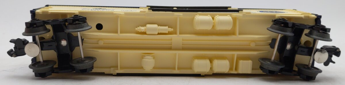 Lionel 6-9842 O Gauge Seagrams Gin Billboard Reefer Car LN/Box