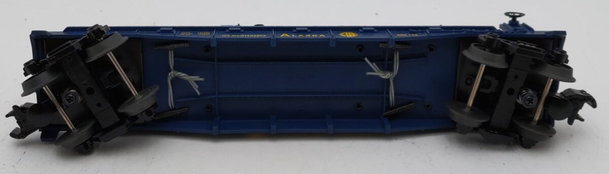 MTH 30-76037 O Gauge Alaska Flat Car w/ 2 Zambonis LN/Box