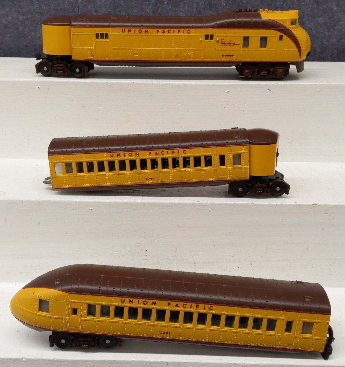 MTH 30-2197-1 O Gauge Union Pacific M10000 Diesel Passenger Train Set w/PS2 EX/Box