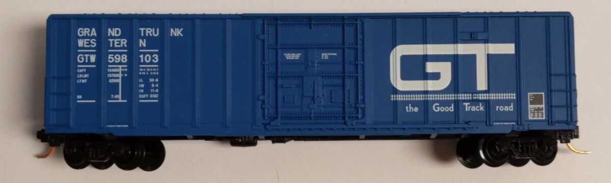Micro-Trains 02700220 N GTW 50' Plug Door Rib Side Boxcar #598103 LN/Box