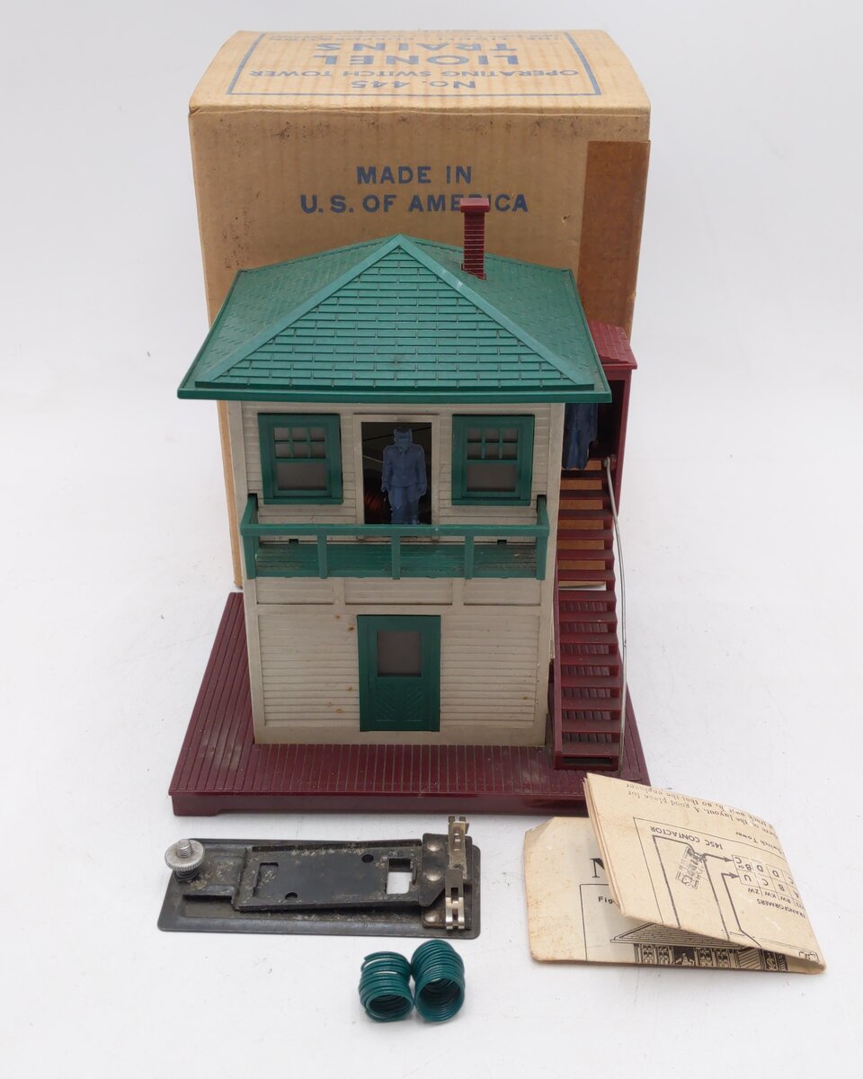 Lionel 445 Vintage O Operating Watchman Tower VG/Box