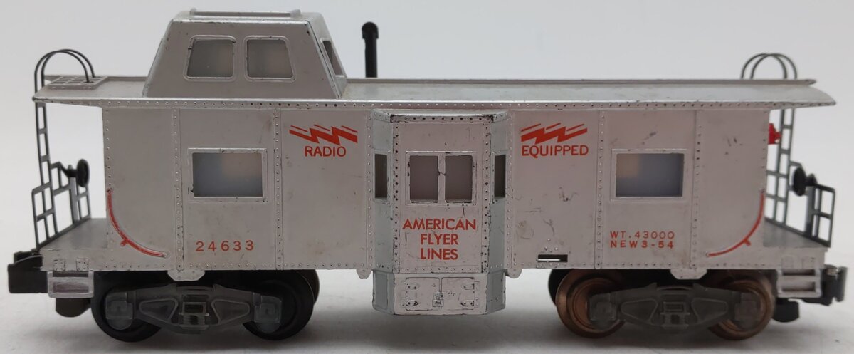 American Flyer 24633 Vintage S American Flyer Lines Bay window Caboose VG