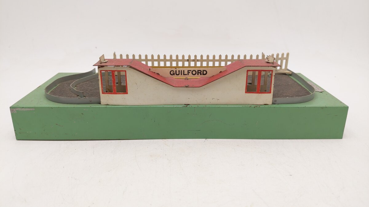 American Flyer K766 Vintage S Guilford Animated Passenger Station VG