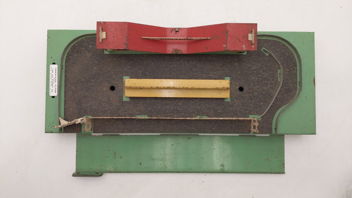 American Flyer K766 Vintage S Guilford Animated Passenger Station VG