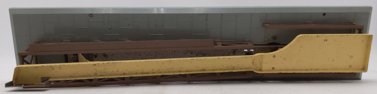 Lionel 362 Vintage O Barrel Loader Ramp & Car Set VG