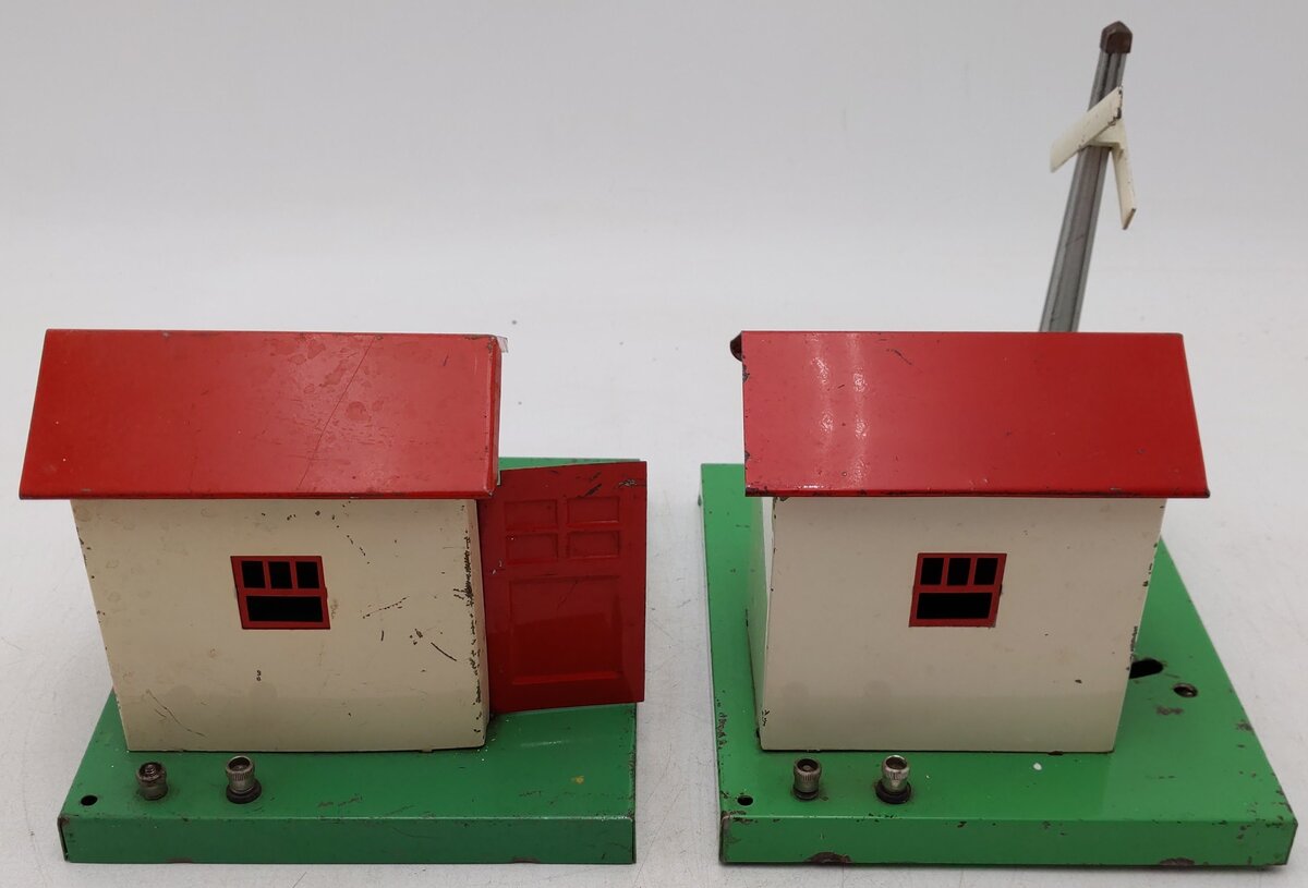 Lionel 45N Vintage O Postwar Metal Automatic Gatemans [2] VG