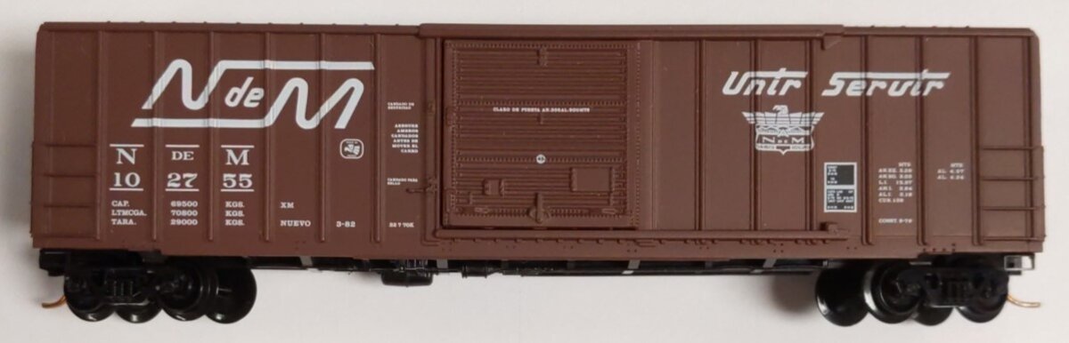 Micro-Trains 02500320 N NDeM 50' Rib Side Single Door Boxcar #102755 LN/Box