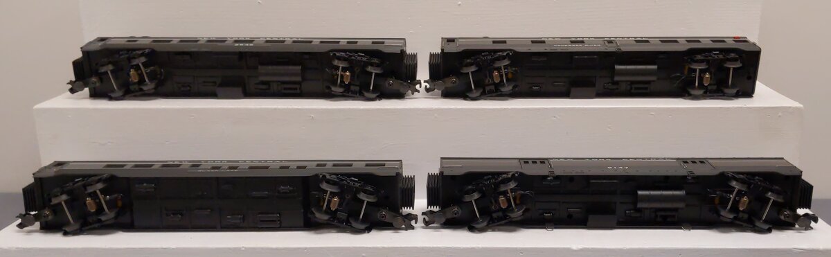MTH 30-6733 O NYC 60' Streamlined ABS Smooth Sided Passenger Car Set (Set of 4) NIB
