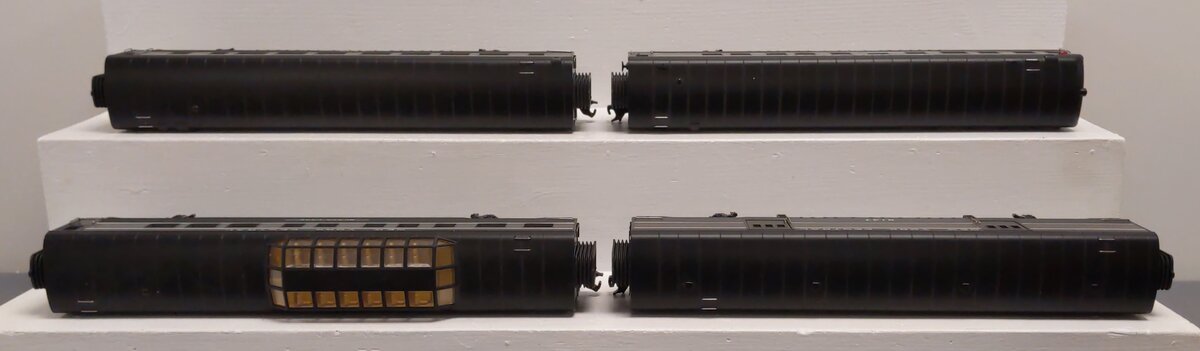 MTH 30-6733 O NYC 60' Streamlined ABS Smooth Sided Passenger Car Set (Set of 4) NIB
