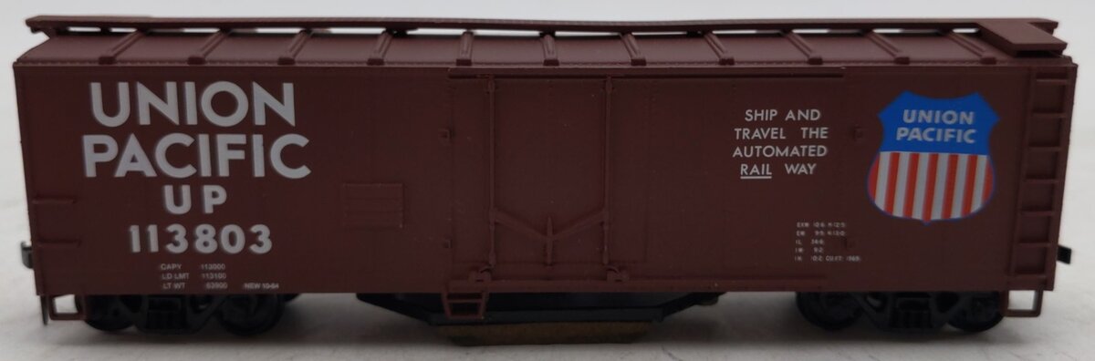 Walthers 931-751 HO Union Pacific Track Cleaning Car #113803 EX/Box