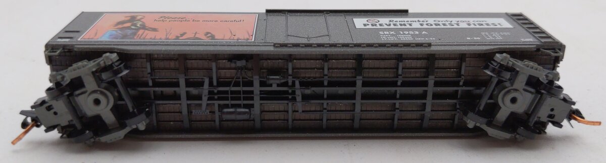 Micro-Trains 03200401 N Smokey Bear Forest Fire Prevention 50' Boxcar #1953A EX/Box
