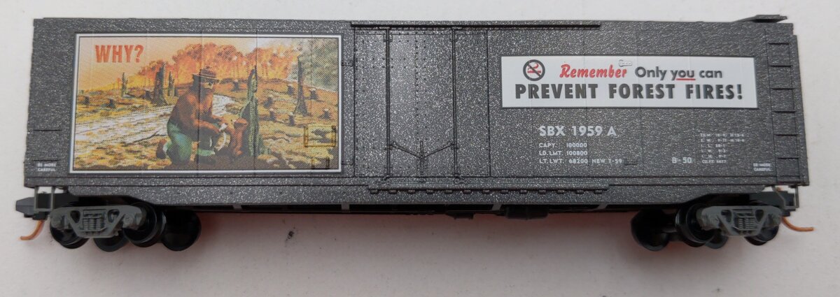 Micro-Trains 03200402 N Smokey Bear Forest Fire Prevention 50' Boxcar #1959A EX/Box