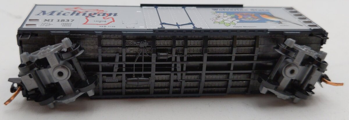 Micro-Trains 02100395 N Scale Michigan State 40' Standard Plug Door Boxcar #1837