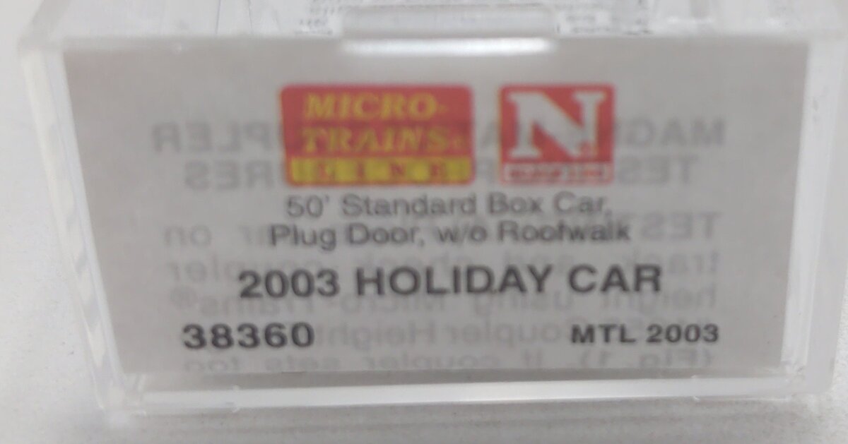 Micro-Trains 03800360 N Happy Holiday 50' Steel Plug Door Christmas Boxcar #2003