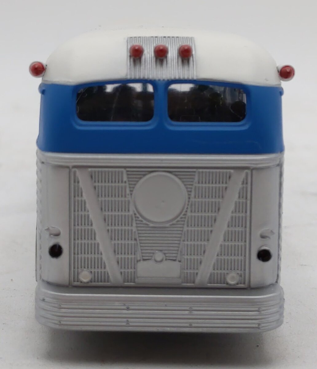 MTH 30-50009 1:48 Scale Greyhound Die-Cast Bus