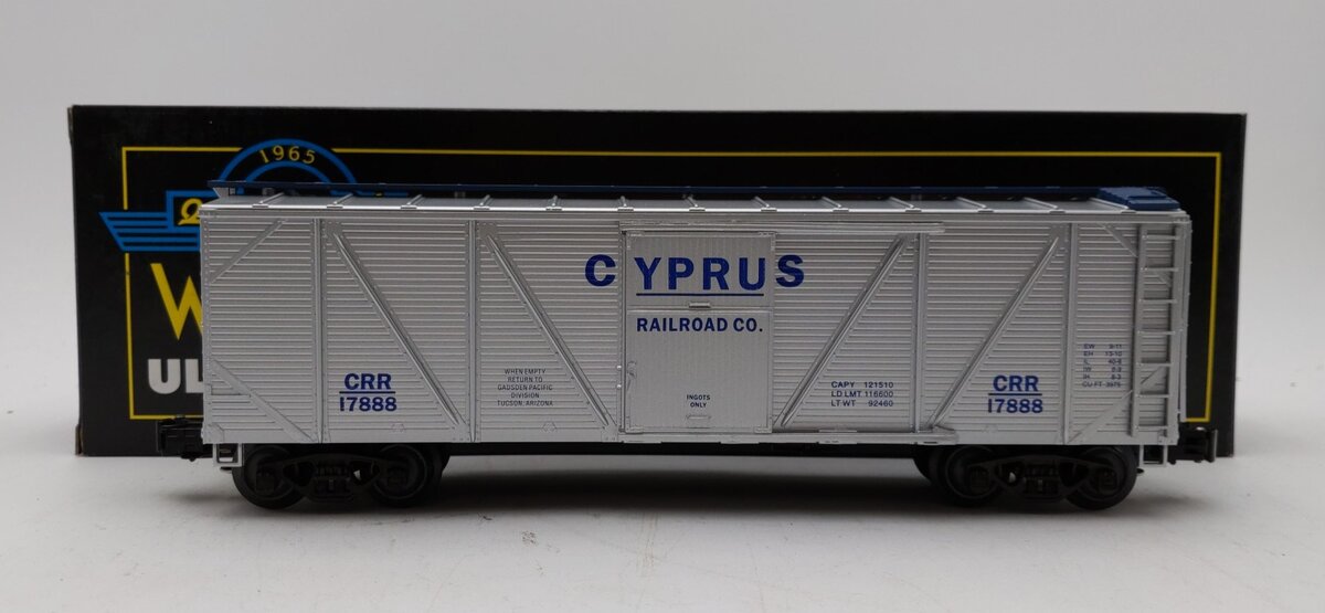 Weaver 17888 O Cyprus Outside Braced Box Car 3-Rail LN/Box