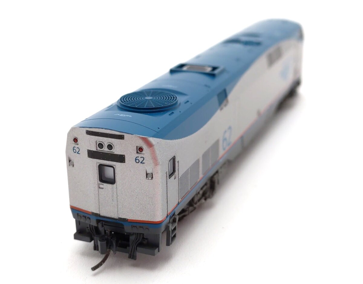Kato 176-6004 N Scale Amtrak Phase V P42 Diesel Locomotive #62 LN/Box