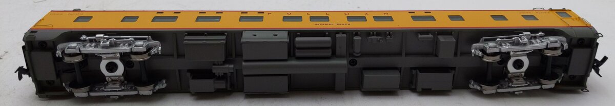 Walthers 932-9490 HO Scale Union Pacific PS 4-4-2 Sleeper Car