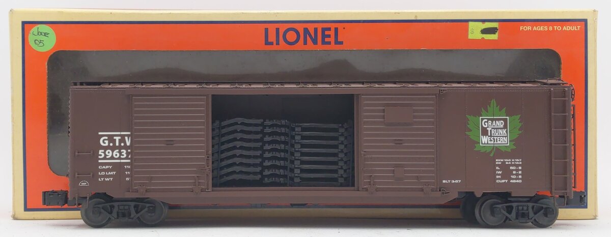 Lionel 6-27204 O Gauge Trunk Western Double Door Boxcar #596377 with Auto Frames