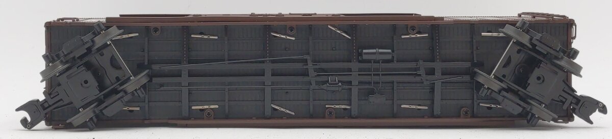 Lionel 6-27204 O Gauge Trunk Western Double Door Boxcar #596377 with Auto Frames LN/Box